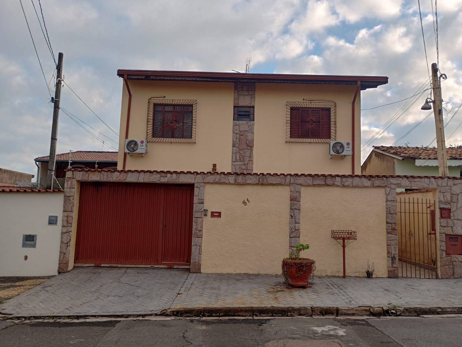 #223 - Casa para Venda em Campinas - SP